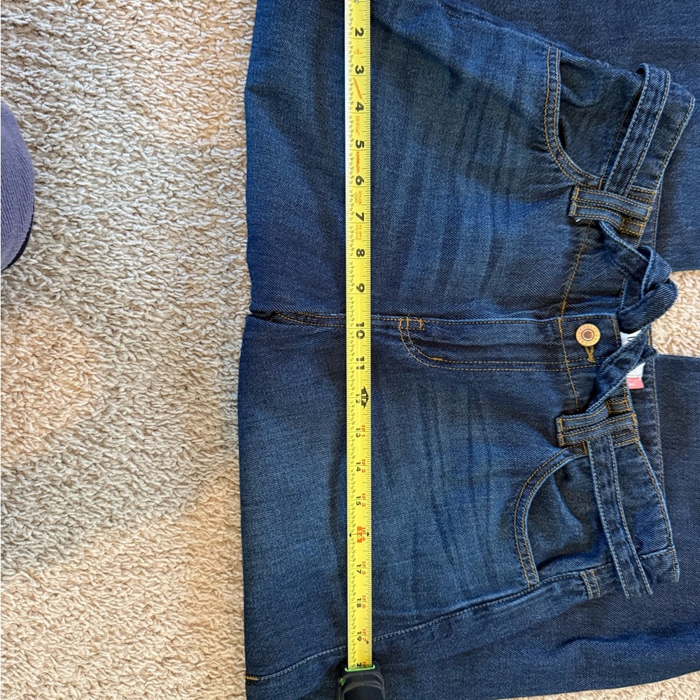 Cabi Beau Jeans
Size 8 
Fall ‘25
Style 4904 Regular length - Picture 11 of 11